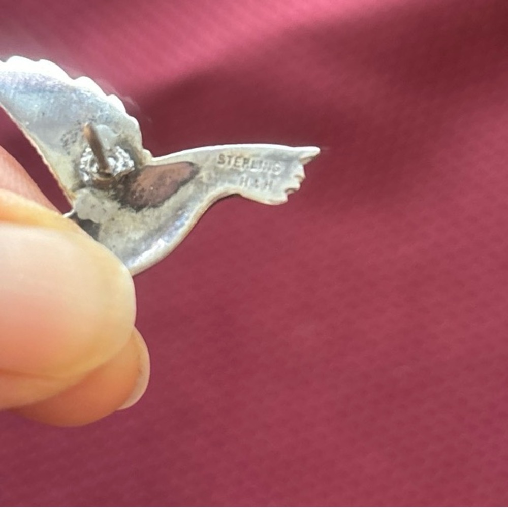 Hand & Hammer Sterling Hummingbird pin - Picture 3 of 5